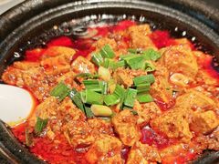 -万重锦·人文川菜馆(骡马市店)