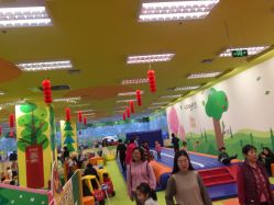 -莫莉幻想儿童乐园(三河燕郊永旺店)