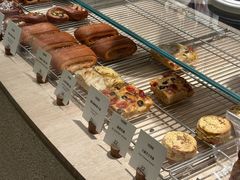 -VERIE BAKEHOUSE