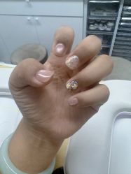 -芊冉•美甲美睫纹绣