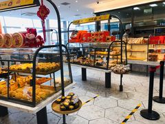 面包甜点陈列柜-面包新语(上地华联店)