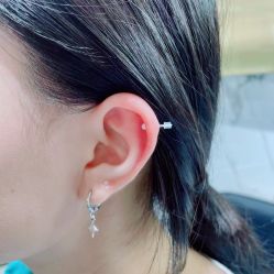 -艺耳美专业穿耳洞打耳洞穿孔