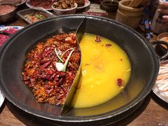 -萍姐火锅·公路夜市(武汉首店)