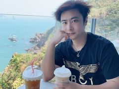 -悬崖咖啡厅