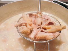 -尚尚仙·酸汤猪手·猪肚鸡火锅(华联万柳购物中心店)