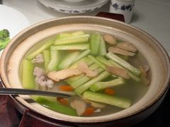 云南松茸浸冰川瓜-炳胜品味(深圳湾万象城店)