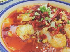 香水巢湖鮰鱼片-悦锦轩中餐厅·宴会(合肥滨湖乐富强嘉悦大酒店)