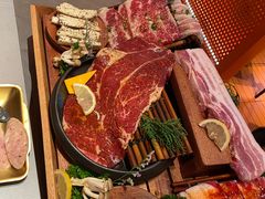 -轻烧烤肉(光谷步行街店)