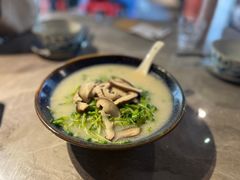 上汤肉丝豆苗-上楼私房菜(院士路店)