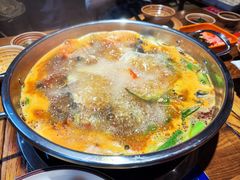 -快活林酸汤鱼鲜品火锅店(甲秀楼店)