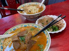 -金杨拉面王小吃面馆·牛三宝面·红烧牛肉粉