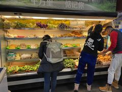 -万记麻辣烫国展总店