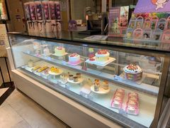 面包甜点陈列柜-BreadTalk面包新语·烘焙蛋糕(广州白云五号店)