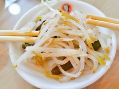 -闫家驴肉老店(华电一校店)