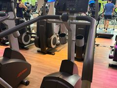 -威克健身游泳(万菱汇店)