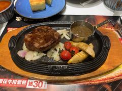 -尊品牛排(绳金塔店)