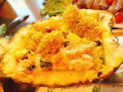 -Chom Cafe and Restaurant