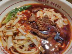 -呷佬·长沙手工米粉(金沙江路店)