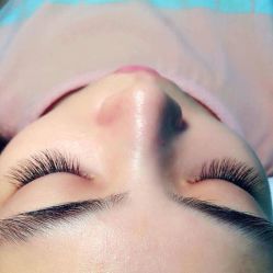 米卡美甲沙龙-EMILY艾枚莉美甲美睫·美颜·现磨咖啡