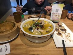 -小六汤包(亚欧店)