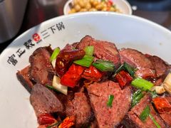 -富正毅三下锅(体育馆店)