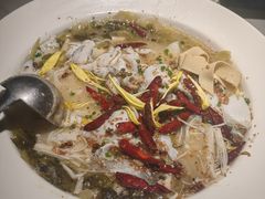 -江渔儿酸菜鱼(万科东荟城店)