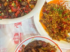 -堂瓦里·33年传统赣菜(第一街区店)