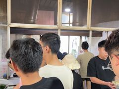 -正宗杨记普洱酸醋米线(总店)