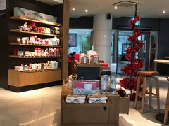 零售区-星巴克(蔡伦路店)