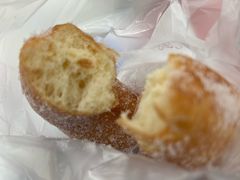 -85度C(生甜甜圈研究工坊·上海松江人民北路店)