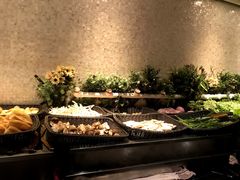 -锅儿欢海鲜火锅烤肉自助餐(东港凯虹店)