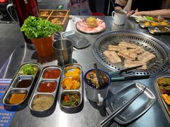 -马路牙子烧烤音乐酒馆(望京店)