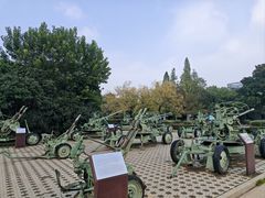 -淮海战役烈士纪念塔园林-职工停车场