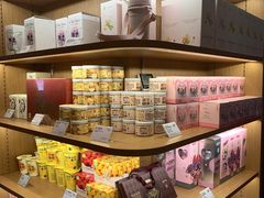 -奈雪的茶(M+世纪都会广场店)