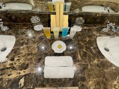 -汕尾巴黎半岛酒店