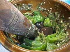 擂辣椒皮蛋-昱龙大盆牛蛙馆(三兴街总店)