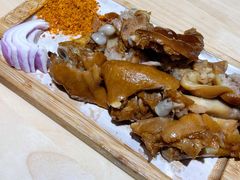 养颜猪蹄-黎一碗大碗手工面(城市立方店)