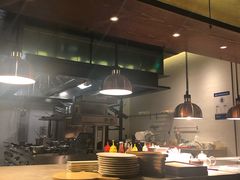 -恰餐厅及酒吧 CHAR Bar & Grill (北京丽都皇冠假日店)