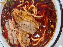 -伊穆祥牛肉面总店·清真
