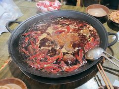 -黄潇洒老火锅(九眼桥宏济巷店)