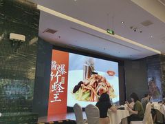 -万龙洲海鲜(大兴绿地缤纷城店)