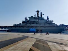 -泰达航母主题公园