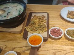 -潮粥荟·潮汕砂锅粥(朝阳大悦城店)