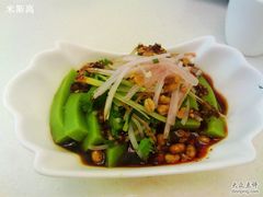 青椒青岩豆腐 -蜜桃餐厅(朝阳大悦城店)