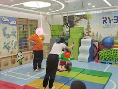 -红黄蓝成长中心(海淀上地店)