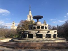-莫斯科大学