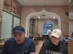 -清真吴记门钉肉饼·喜多利