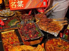 -何师烧烤Pro ·江湖川菜·小龙虾·精酿(太古里旗舰店)