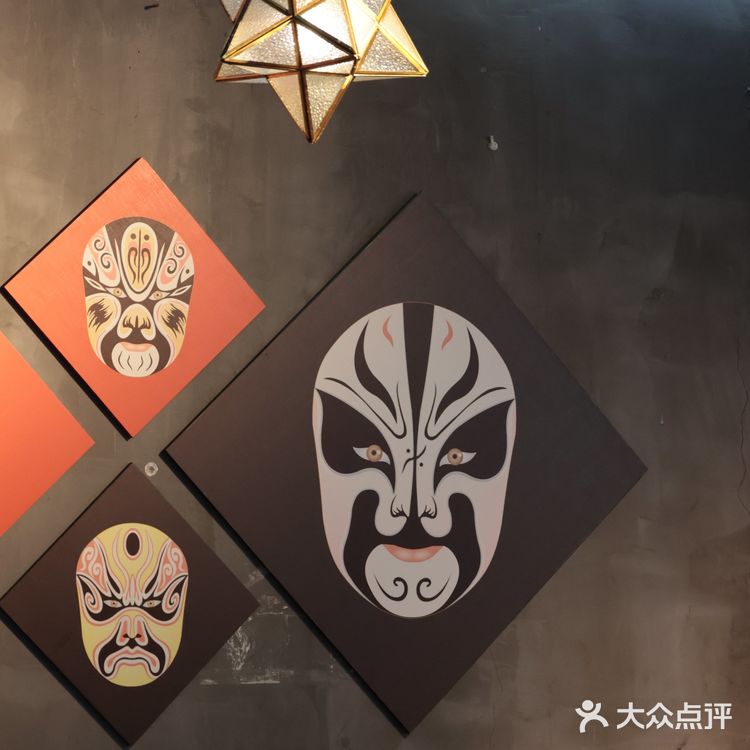 哪能又吃羊肉火锅又吃烧烤？来老北京涮羊肉吧！