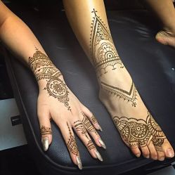 -Black Tattoo Studio